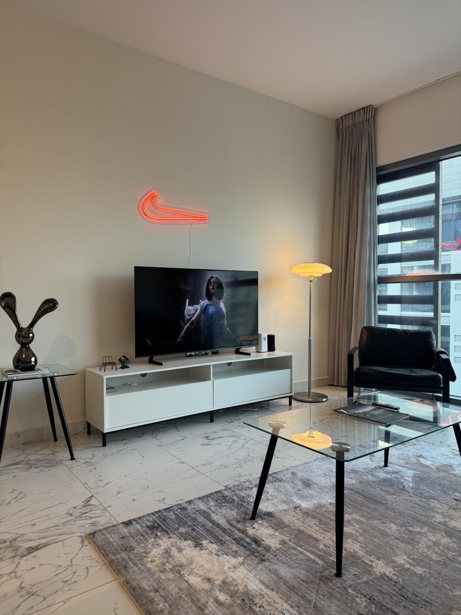 Appartement Luxury 1br Apartment, Yas Island Alzeina ,near F1 Circuit