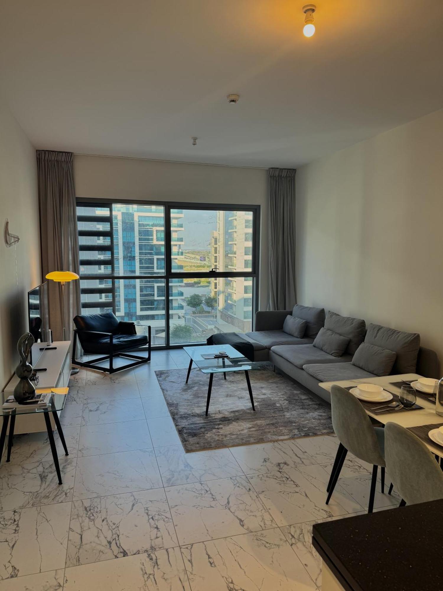 Appartement Luxury 1br Apartment, Yas Island Alzeina ,near F1 Circuit Abou Dabi